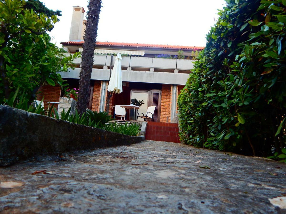 Apartmani Jutro Novalja Exterior photo